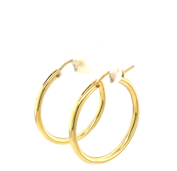 Macie Hoops